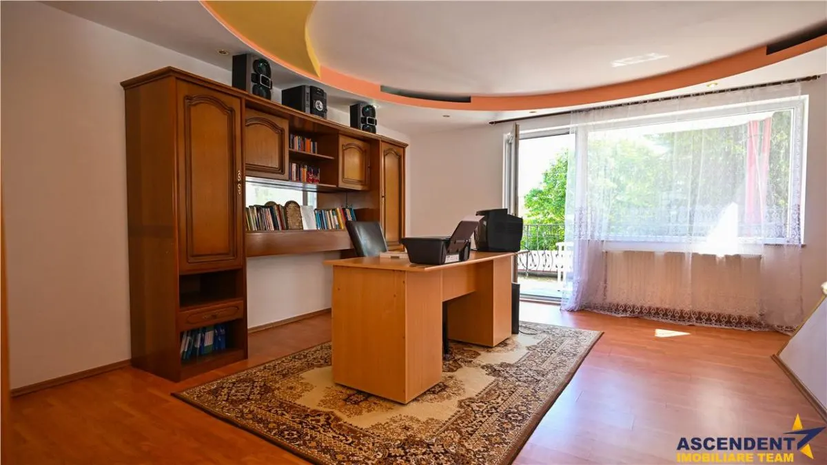 FILM&3D!Casa arhitectura flexibila:2 unitati,500mp teren,locuri parcare,Central, Brasov - foto 5