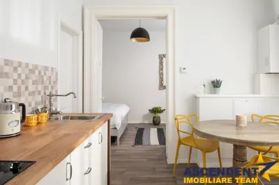 Casa cu 3 apartamente + transfer afacere, locuri parcare, Centrul Istoric, Brasov - foto 15