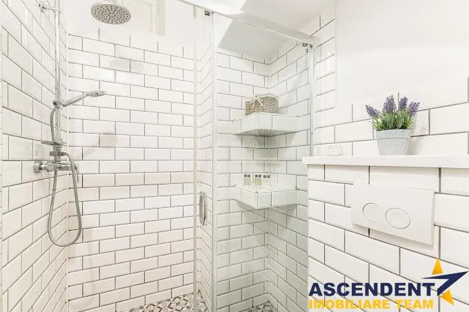 Casa cu 3 apartamente + transfer afacere, locuri parcare, Centrul Istoric, Brasov - foto 5