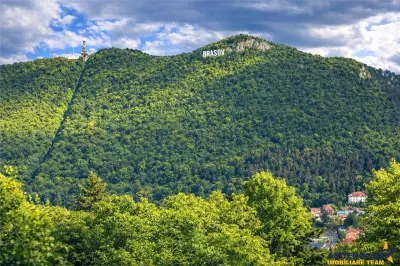 Vila distinctiva,pretabila si pentru 2 familii,  perspectiva panoramica remarcabila, Drumul Poienii, Brasov - foto 3