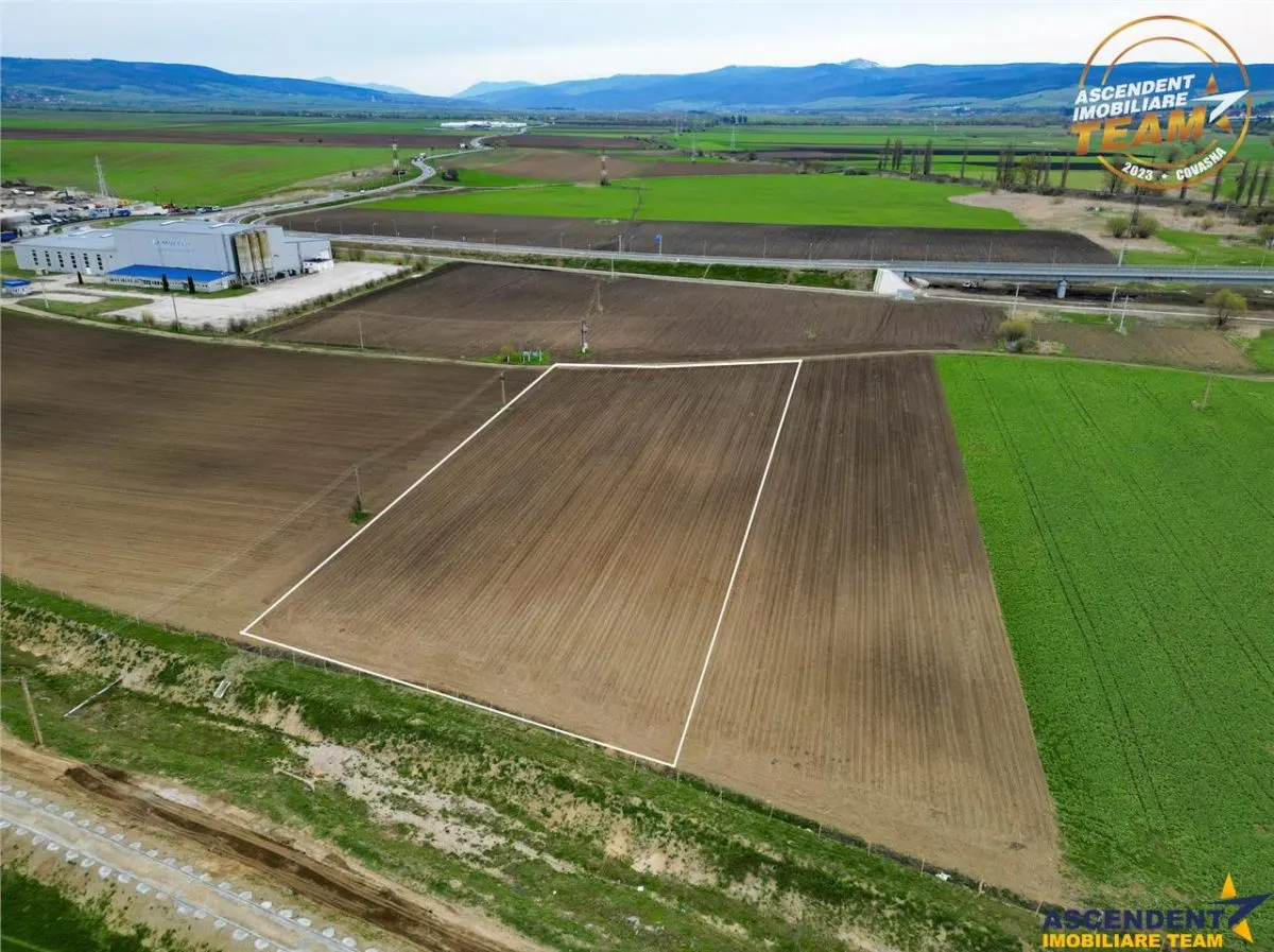 FILM! Teren intravilan cu potential ridicat - zona Sepsi Arena, Arcus, Covasna - foto 1