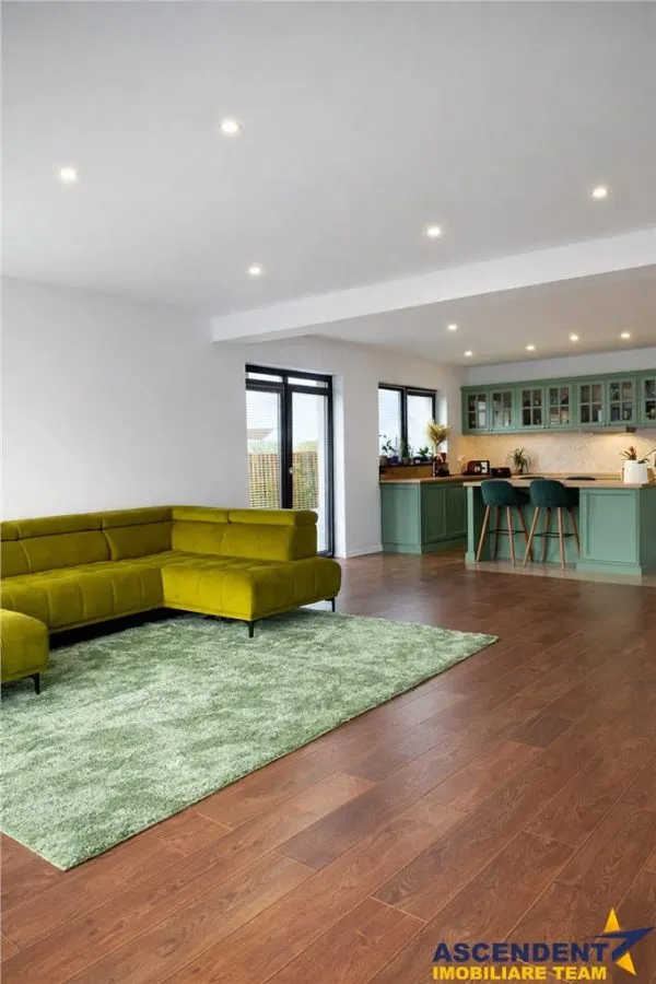 Casa pe 5 camere, constructie noua, 600mp teren, Harman, Brasov - foto 3
