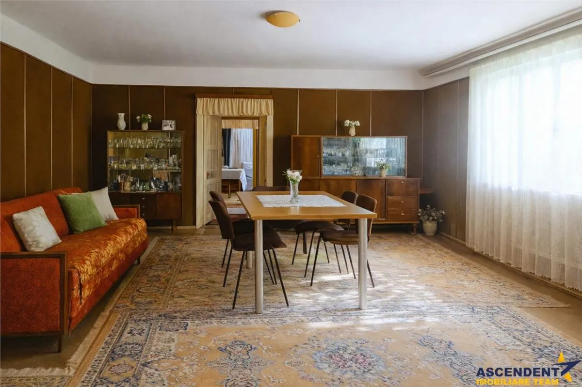 Casa cu acces, curte si gradina proprie, 1.000 mp teren, Central - Prejmer, Brasov - foto 1
