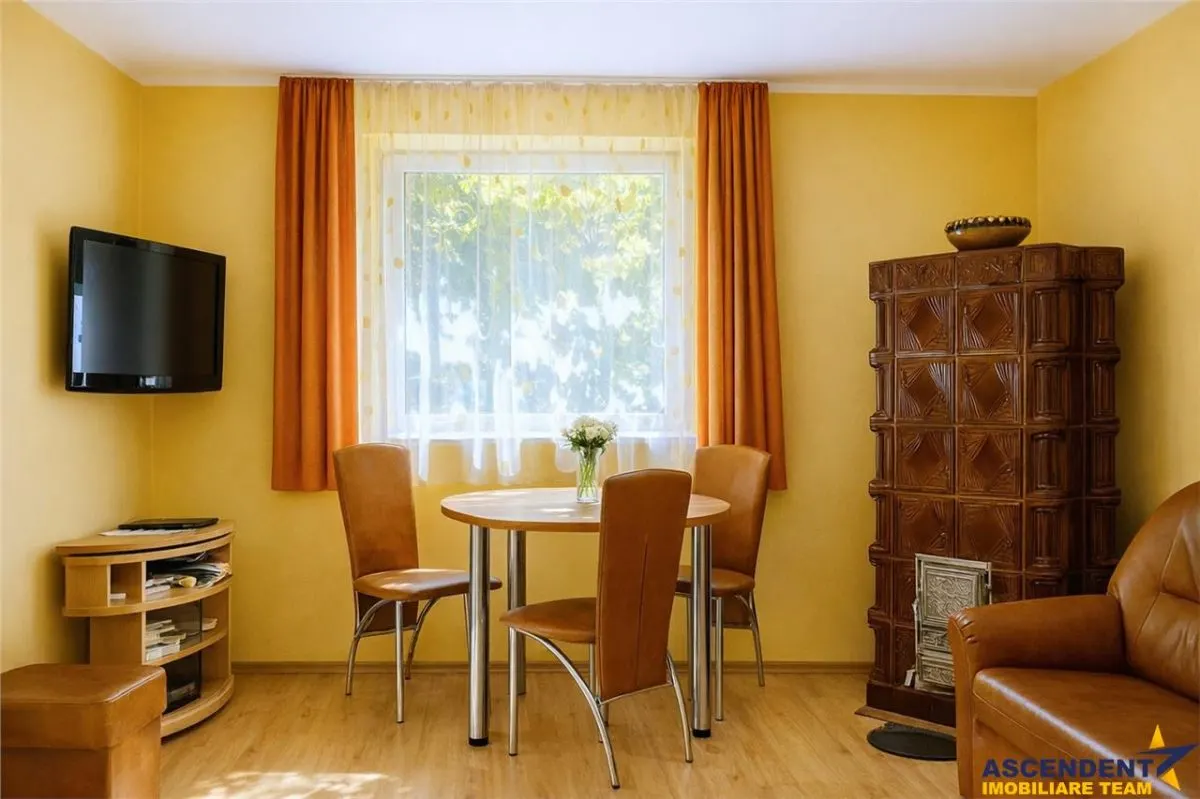 Casa cu acces, curte si gradina proprie, 1.000 mp teren, Central - Prejmer, Brasov - foto 3