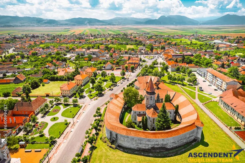 Casa cu acces, curte si gradina proprie, 1.000 mp teren, Central - Prejmer, Brasov - foto 6