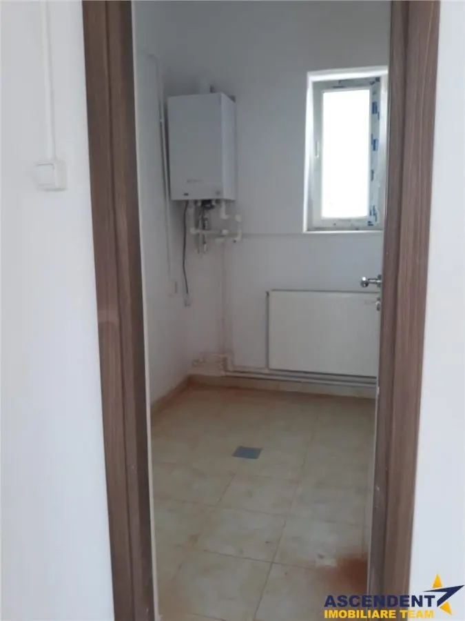 Componenta versatila, conditii avantajoase, birouri/comercial/servicii,Tractorul, Brasov - foto 8