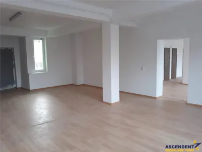 Componenta versatila, conditii avantajoase, birouri/comercial/servicii,Tractorul, Brasov - foto 10