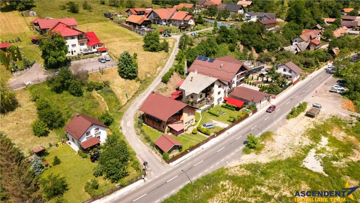 Tur 3D! Pensiune in areal pretios, Moieciu, Bran, Brasov - foto 5