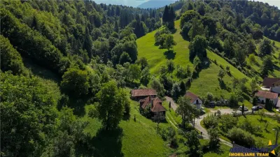 FILM! Proprietate autentica, Bran-Simon, 4.300 mp teren, casa traditionala + anexe - foto 12