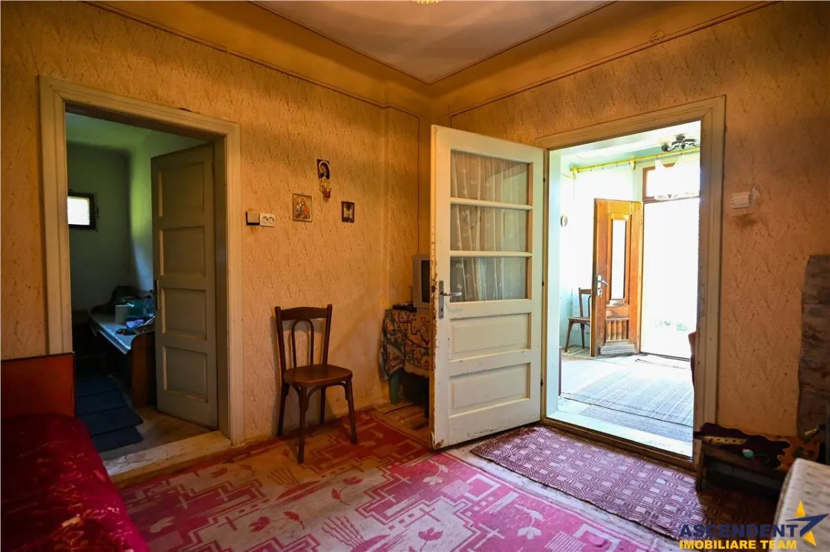 FILM! Proprietate autentica, Bran-Simon, 4.300 mp teren, casa traditionala + anexe - foto 14