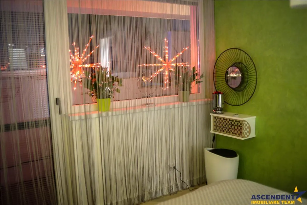 Nivel in vila, in caracter unic, dotari de colectie, terase, parcare securizata, Brasov - foto 17
