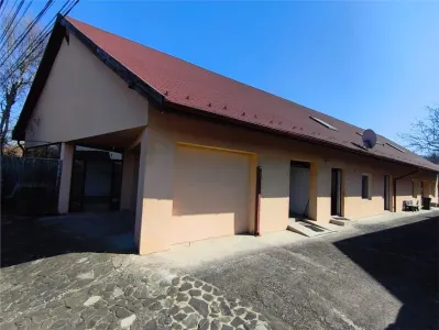 Casa cu Spatiu Tehnic Ideal pentru Investitie sau Locuit - Targu Mures