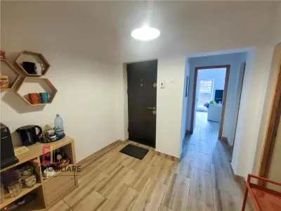 Apartament 2 camere , Central , Ideal pentru birou , Et 1 - foto 4