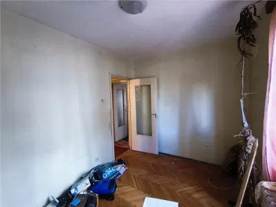 Apartament 4 camere zona linistita Dâmbu Pietros,Parter Inalt - Targu Mures
