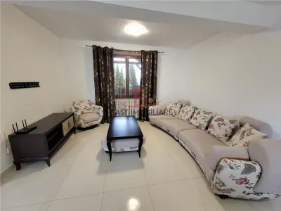 De inchiriat casa moderna in cartierul Belvedere, Targu Mures - foto 3