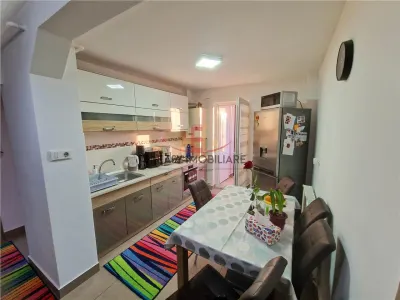 Apartament 2 camere, complet renovat, etaj 2, lift nou,Targu Mures - Targu Mures