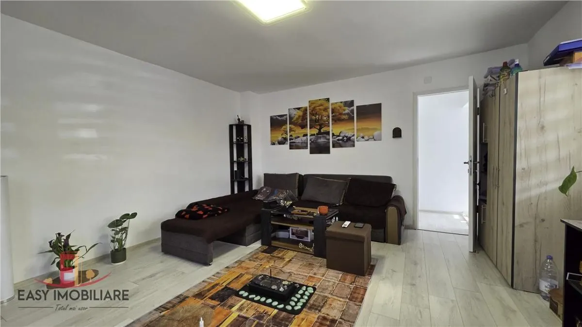 Casa 2 camere langa Spitalul Nou in 7 noiembrie,UMFST - foto 1