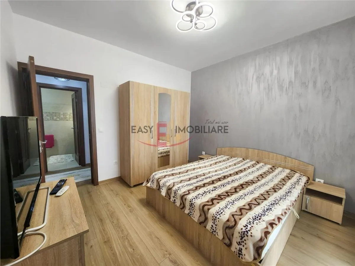 Apartament 2 camere, etaj 1, amenajat lux, loc de parcare - foto 2