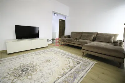 Apartament 2 camere, etaj 1, amenajat lux, loc de parcare - foto 3