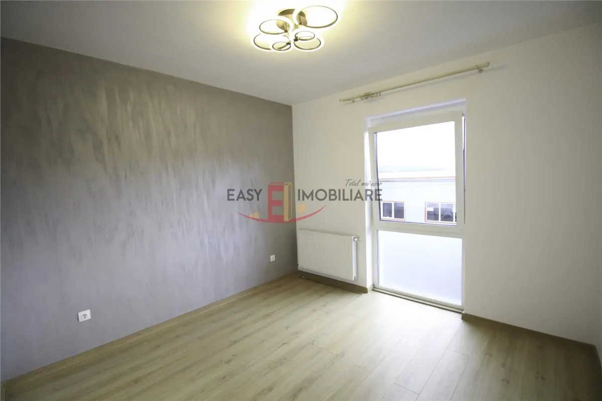 Apartament 2 camere, etaj 1, amenajat lux, loc de parcare - foto 6
