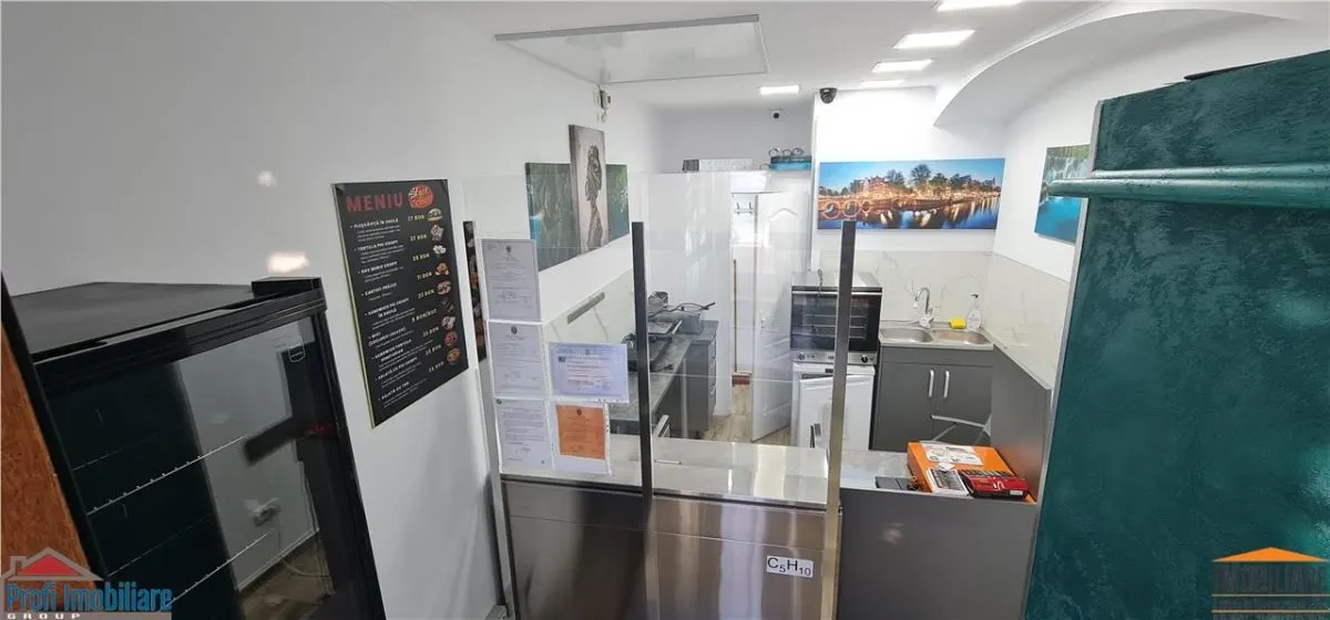 Afacere cu dotare Fast Food pe Revolutiei linga Primarie - foto 1
