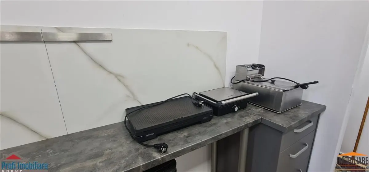 Afacere cu dotare Fast Food pe Revolutiei linga Primarie - foto 14