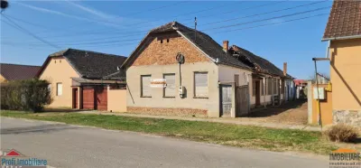 Teren 1270mp cu Casa in Santana, necesita amenajare/demolare - foto 2