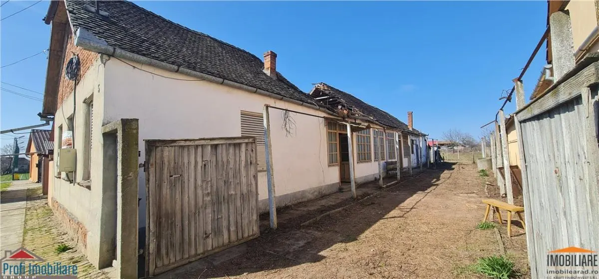 Teren 1270mp cu Casa in Santana, necesita amenajare/demolare - foto 3