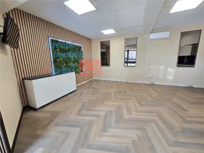 Spatiu de inchiriat in Tatarasi. Locatie premium! - foto 9