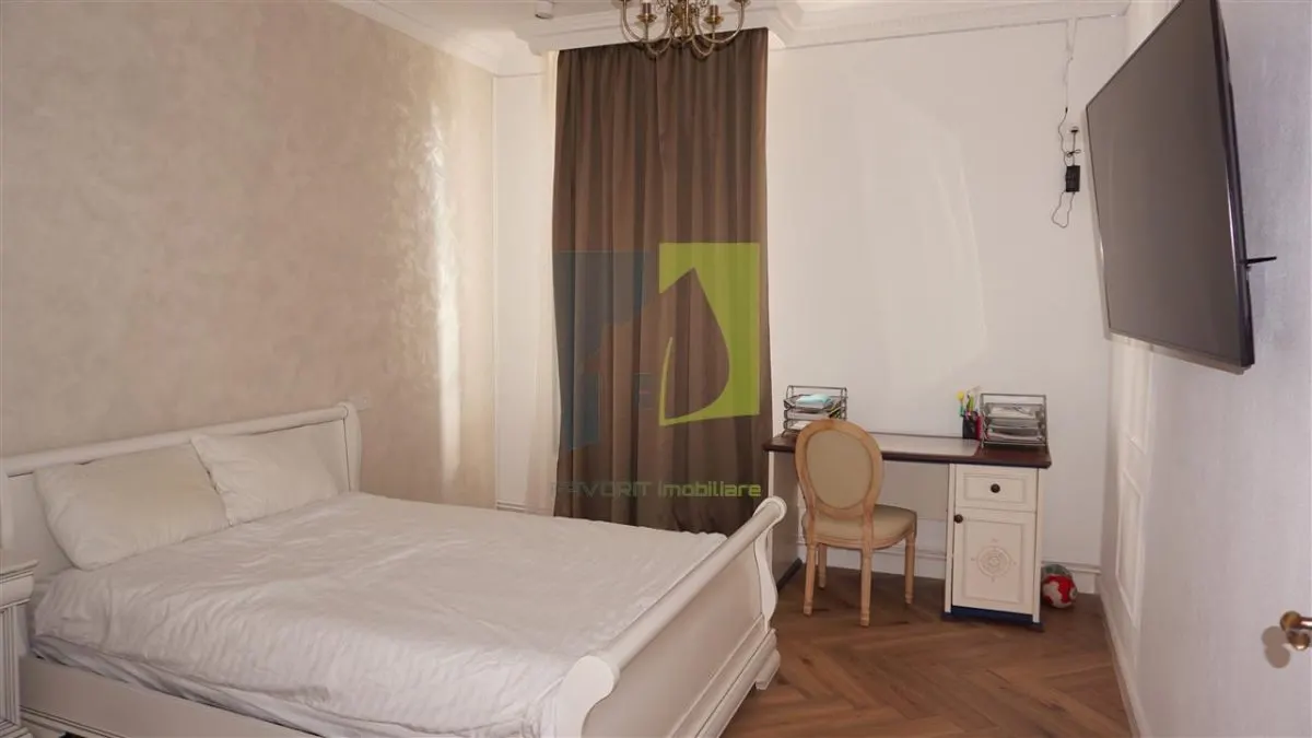 Casa tip conac de vanzare in Malu Mare - 0% comison cumparator - foto 16