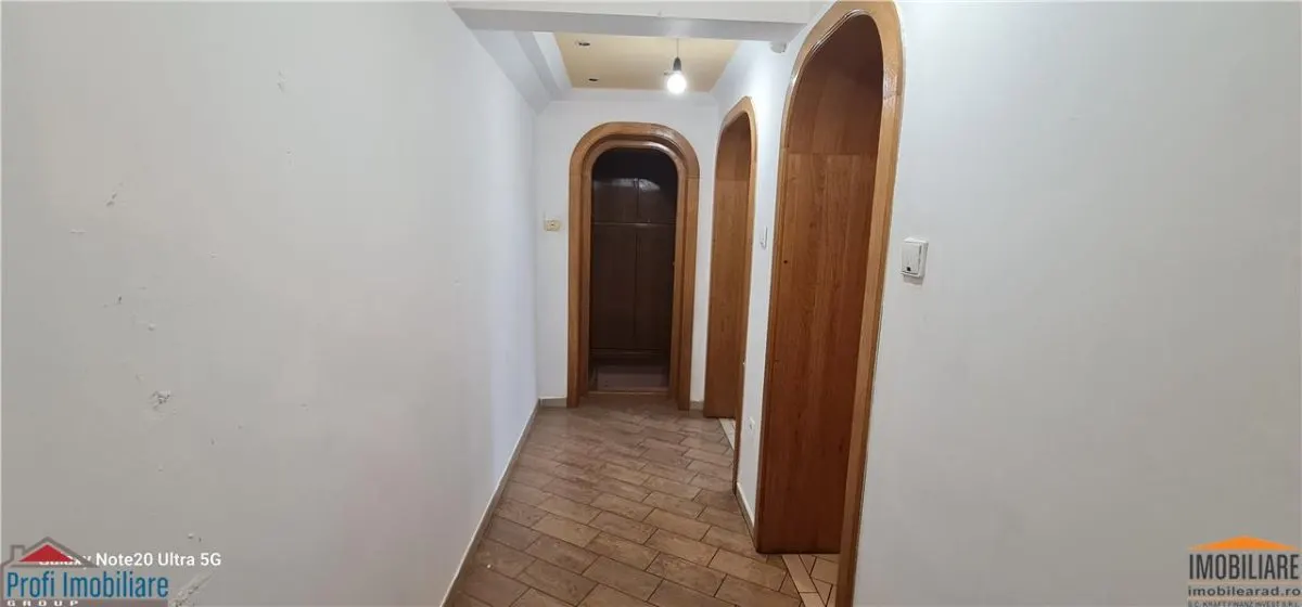 Spatiu UTA la Principala- C.A.Vlaicu terasa proprie in fata - foto 10