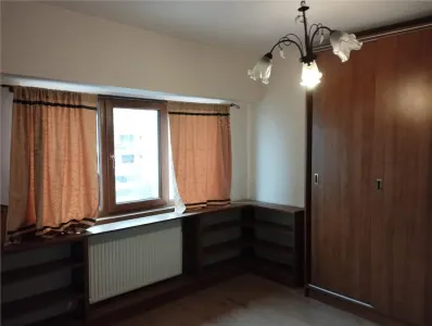 2 camere decomandate centru - foto 8