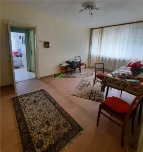 2 camere semidecomandat parter Gara - Bacau