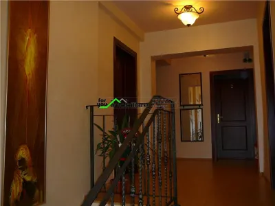 Pensiune, afacere la cheie, cu 10 camere la 10 minute de centru orasului - foto 18