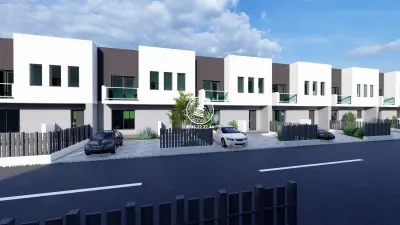 Case insiruite , 4 camere , P+1E - central in Valea Lupului - Iasi