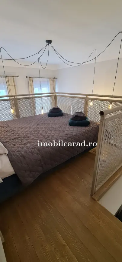 Apartament in stil unic, langa Primaria Arad, amenajat cu designer, mobilat/dotat, la cheie - foto 17
