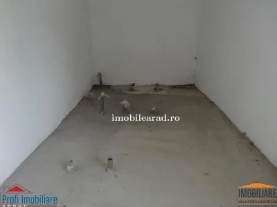 Teren 18.400 mp cu 4 hale P+E pe Artera principala vizavi de Metro-Momax - foto 15