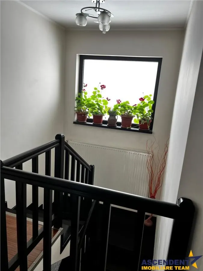 Casa eleganta, cu 5 camere, apreciabila pozitionare, Harman, Brasov - foto 13