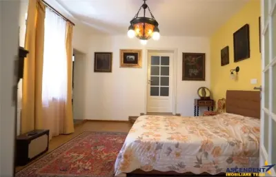 FILM! Eleganta vila,  in aria Central -Drumul Poienii, Brasov - foto 17