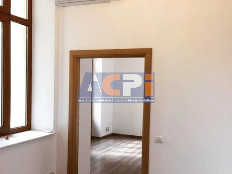 Vanzare Apartament Universitate, Bucuresti. Pretabil numai birou - foto 4