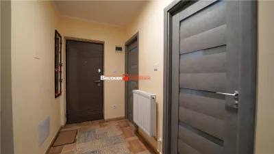 Sanmartin - Vila cu 3 apartamente si potential de inchiriere - foto 8