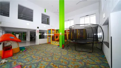 Oportunitate investitie - Cladire moderna cu piscina | Sanmartin, aproape de Oradea si Baile Felix - foto 4