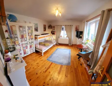 Vila mobilata si utilata, gradina de pomi fructiferi - foto 7
