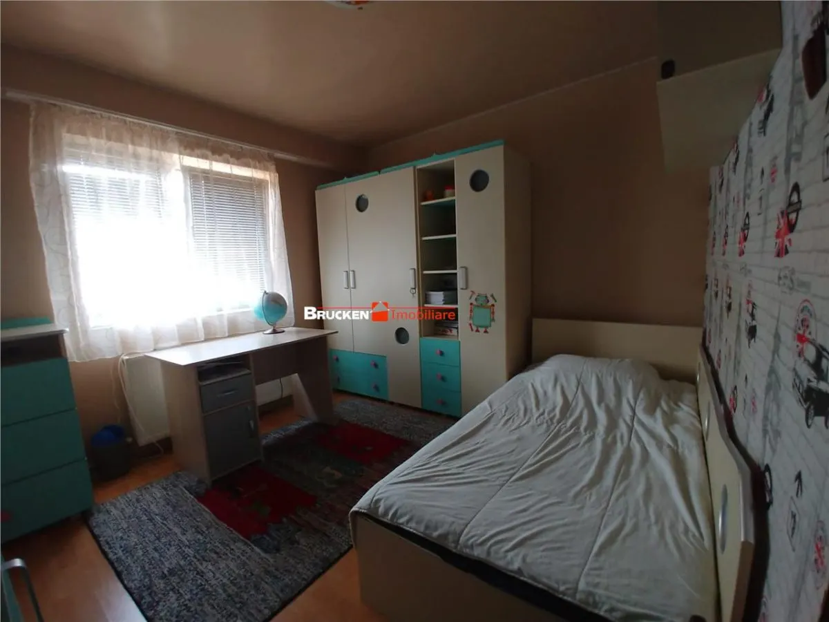 Apartament cu 4 camere de inchiriat - foto 8