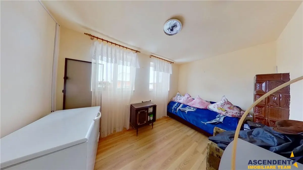 EXPLOREAZA VIRTUAL! Pe 1.300 mp teren, Casa traditionala, Centrala zonare - foto 15