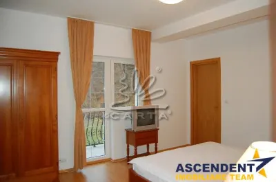 Marginita de apa curgatoare si pe incantare montana, rezidential/ pensiune, Moieciu, Brasov - foto 12