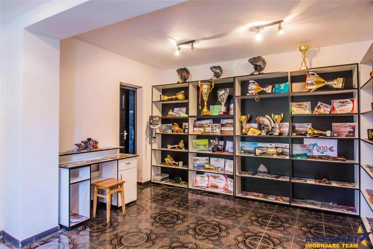 Rezidential/ Hostel/ Comercial/ Clinica - foto 5