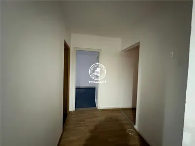 Spatiu comercial de inchiriat Alexandru cel Bun - foto 2