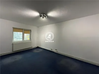 Spatiu comercial de inchiriat Alexandru cel Bun - foto 4