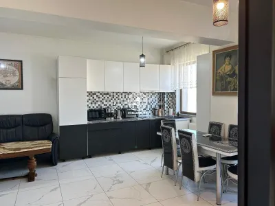 Apartament 3 camere bloc nou, petru poni - foto 2